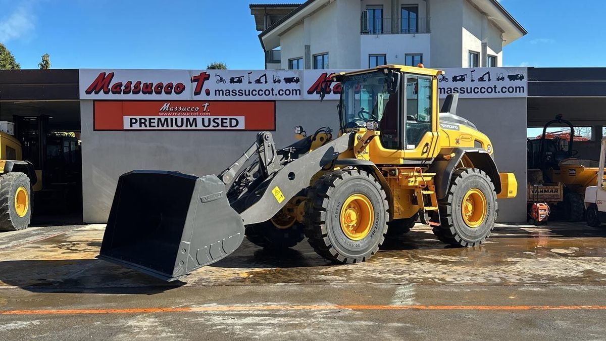 E-FARM: VOLVO l60h - Wheel loader - id TZLMWGT - €89,000 - Year of construction: 2020 - Engine hours: 8,900,Italy