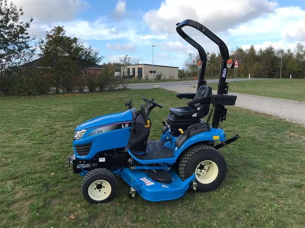 E-FARM: ls tractor mt1.25 - Traktor - id XQQK91R - 17 406 EUR - Gyártási év: 2025 - Motor teljesítménye (LE): 25,Dánia