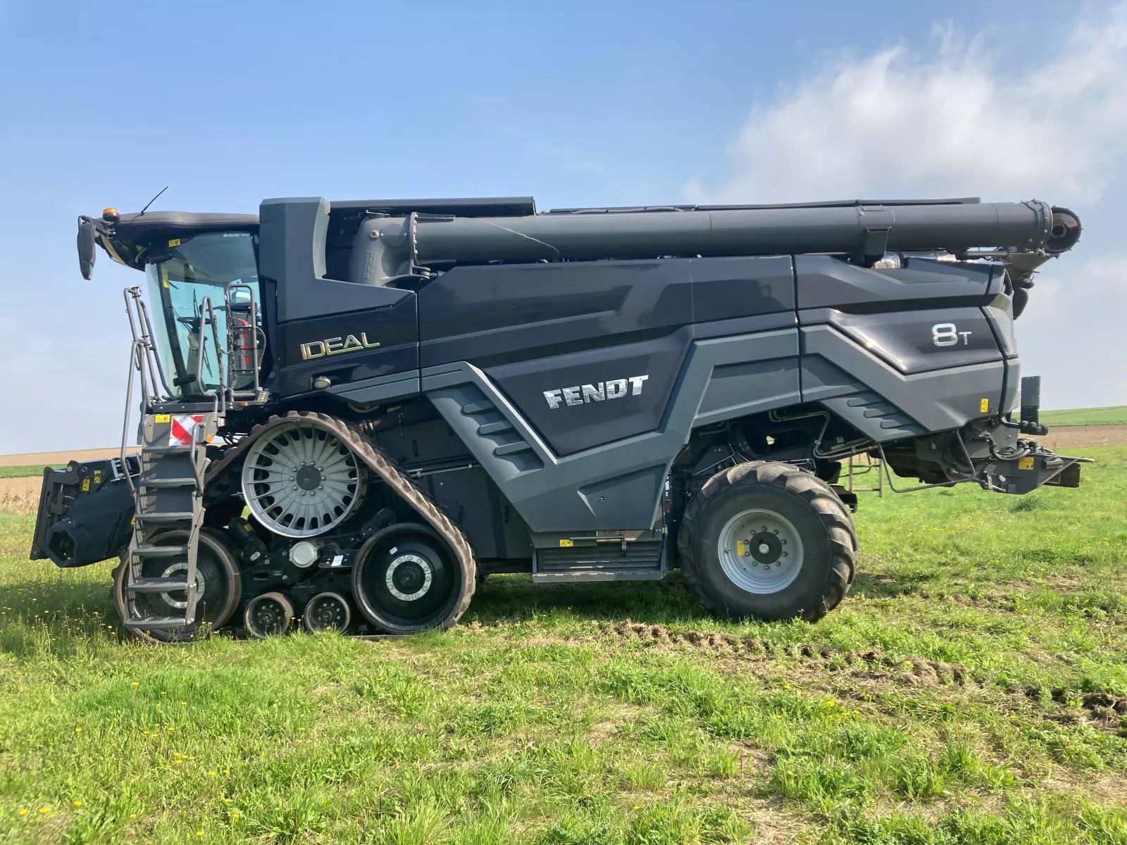 E-FARM: Fendt Ideal 8T - Kombájn - id YEXGFGM - 239 311 EUR - Gyártási év: 2020 - Üzemóra (motor): 720,Németország