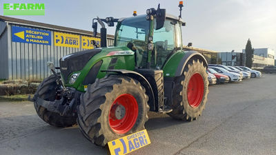 E-FARM: Fendt 720 Vario - Tractor - id EXQ2TUR - €108,000 - Year of construction: 2020 - Engine hours: 4,863,Engine power (HP): 200,France