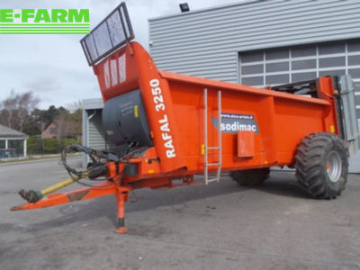 E-FARM: sodimac rafal 3250 - Épandeur de fumier et de compost - id TEI6RNH - 11 000 € - Année: 2014