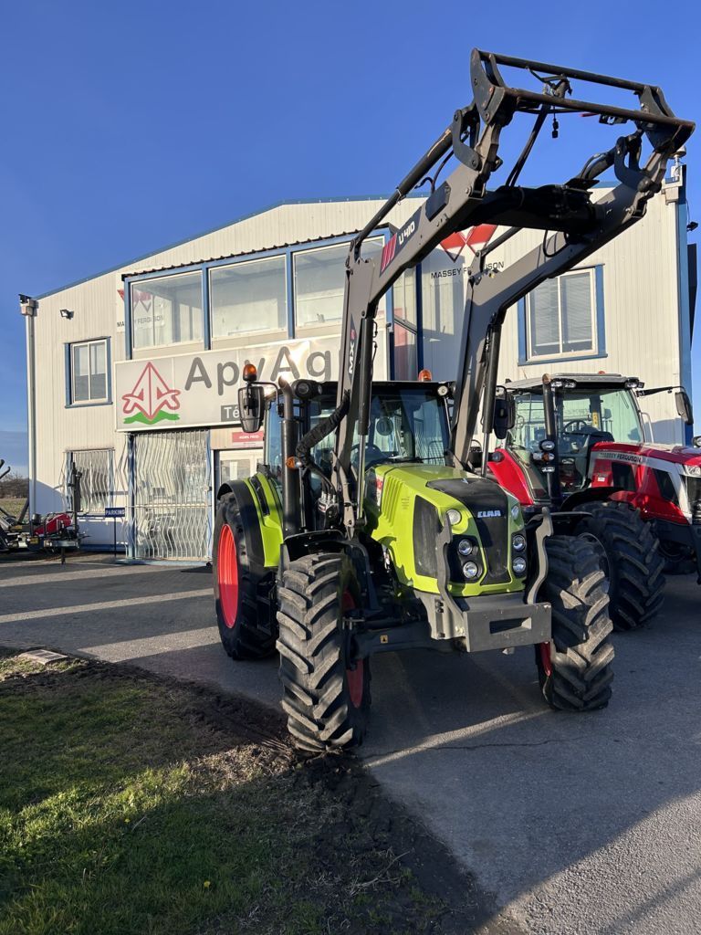 Claas Arion 420 Traktor