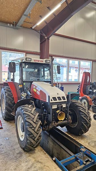 Steyr 968 Tractor
