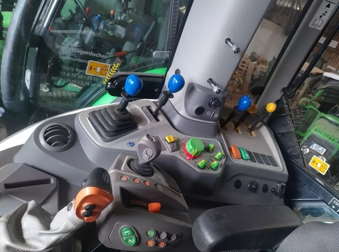 Lamborghini 165 Tractor €75,000