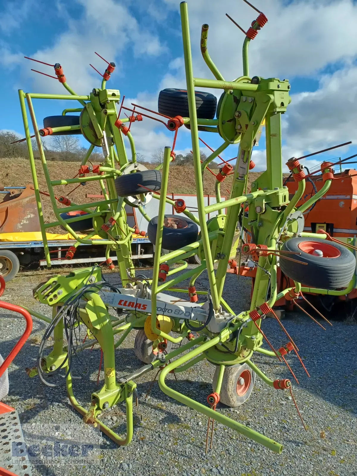 E-FARM: Claas Volto 870 - Karuzelowy przetrząsacz do siana - id JWBJDL4 - 8319 € - Rok produkcji: 2012 - Niemcy