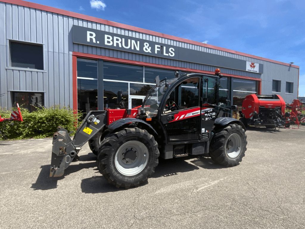 E-FARM: Massey Ferguson th 7038 - Ładowacz teleskopowy - id VGEPJZK - 65 000 € - Rok produkcji: 2020 - Motogodziny: 3640,Francja