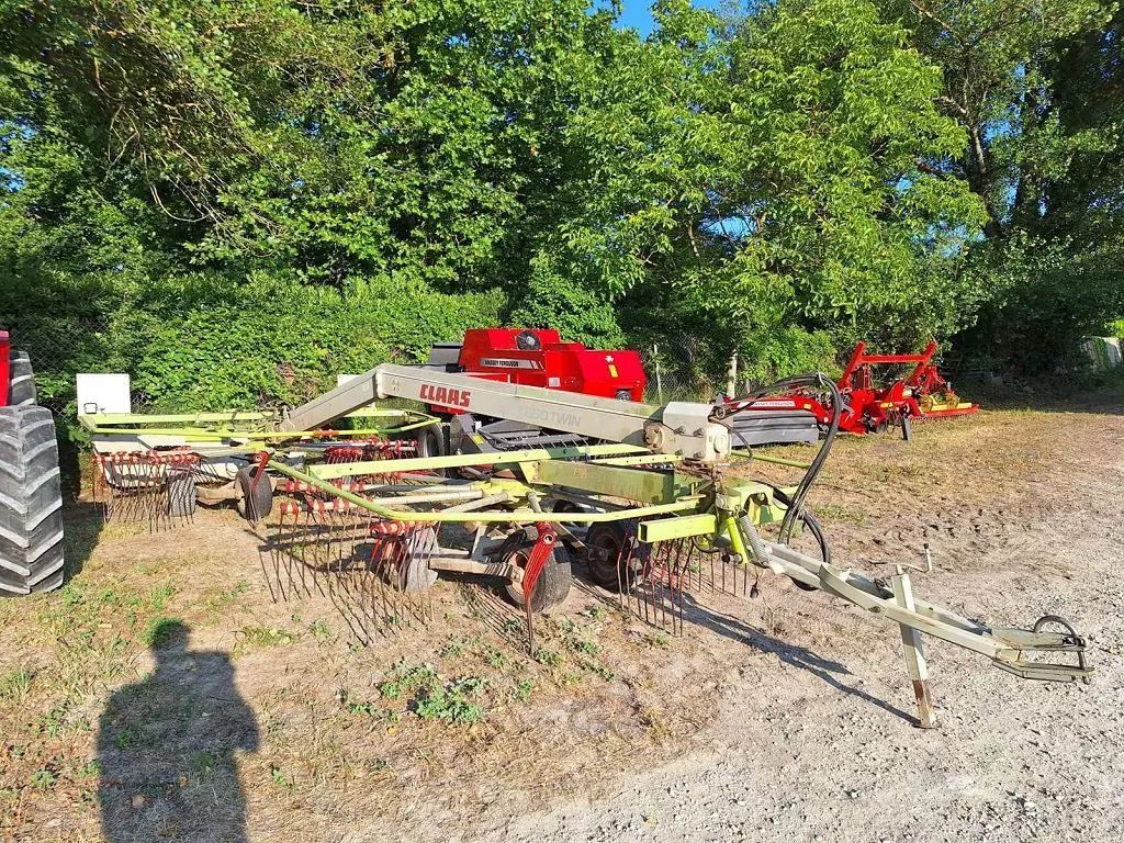 E-FARM: Claas Liner 650 Twin - Andaineur - id RLPEP6Z - Année: 2010 - France