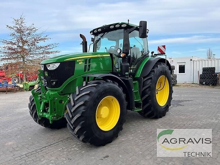 E-FARM: John Deere 6250 R - Tractor - id W3FTR43 - €129,900 - Year of construction: 2021 - Engine hours: 4,544,Engine power (HP): 203,Germany