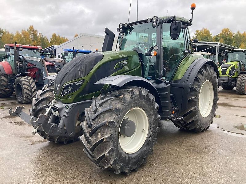 E-FARM: Valtra T234 - Τρακτέρ - id RS6IJPK - 105.000 € - Χρονία: 2021 - Μετρητής ωρών: 2.785,Ισχύς κινητήρα: 220,Λετονία