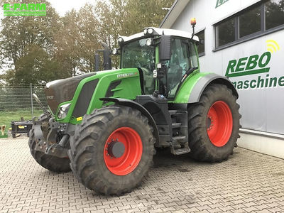E-FARM: Fendt 828 Vario Profi+ - Traktor - id Y3IWKQE - 115.000 € - Baujahr: 2017 - Abgelesene Motorstunden: 4.260,Motorleistung (PS): 287,Deutschland