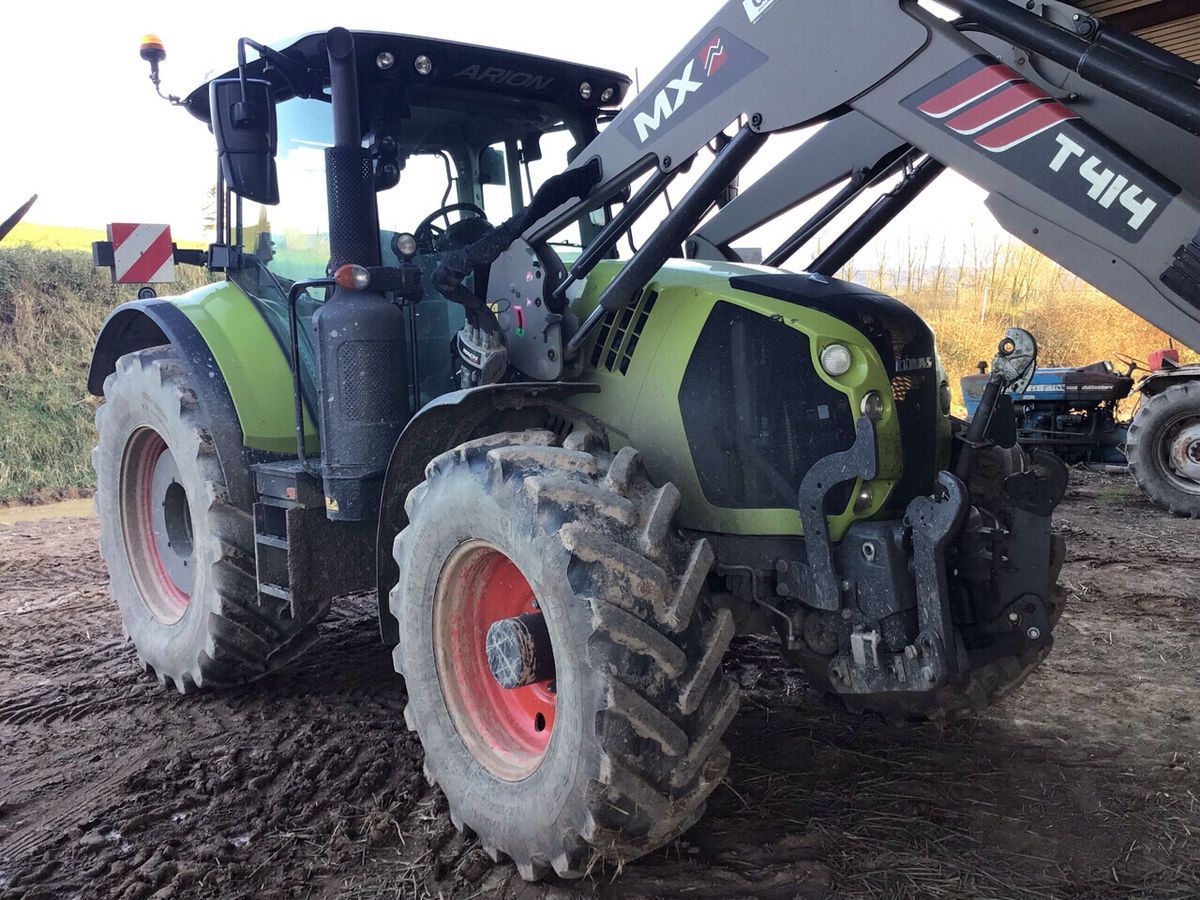 E-FARM: Claas 630 cis + - Traktor - id BI2XWRV - 78.000 € - Baujahr: 2020 - Abgelesene Motorstunden: 4.900,Motorleistung (PS): 165,Frankreich