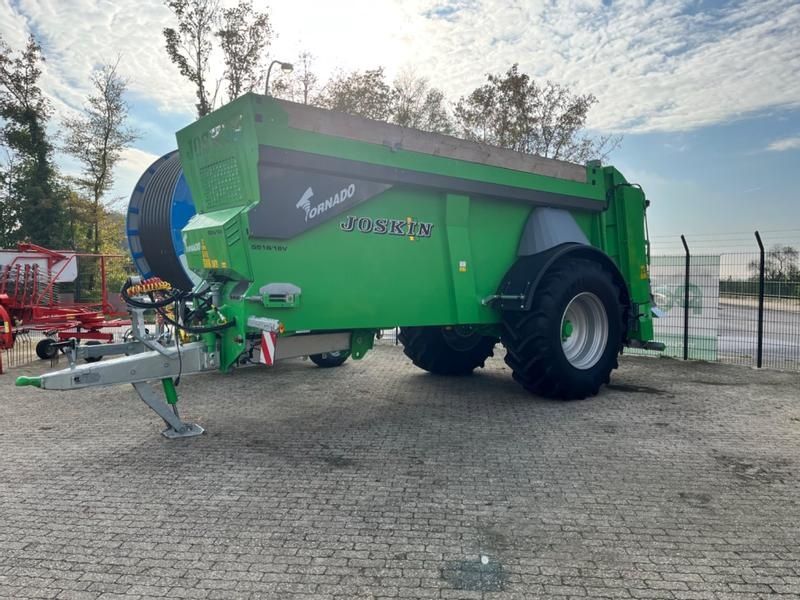 E-FARM: JOSKIN 5516/16v tornado3 horizon - Manure and compost spreader - id KMJGREM - €69,900 - Year of construction: 2022 - Germany