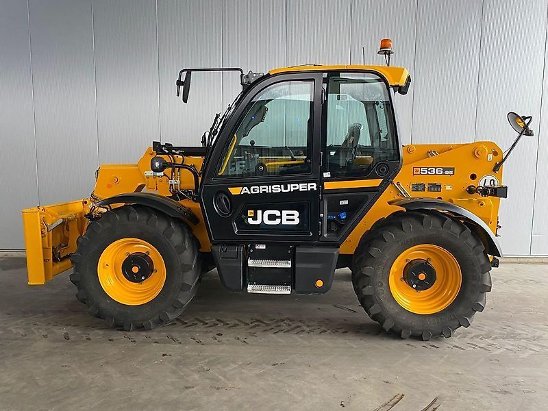 E-FARM: JCB 536-95 AGRI Super - Încărcător telescopic - id L8L6SNT - 90.000 EUR - Anul: 2023 - Citeste ore: 170,Muterea motorului: 130,Germania