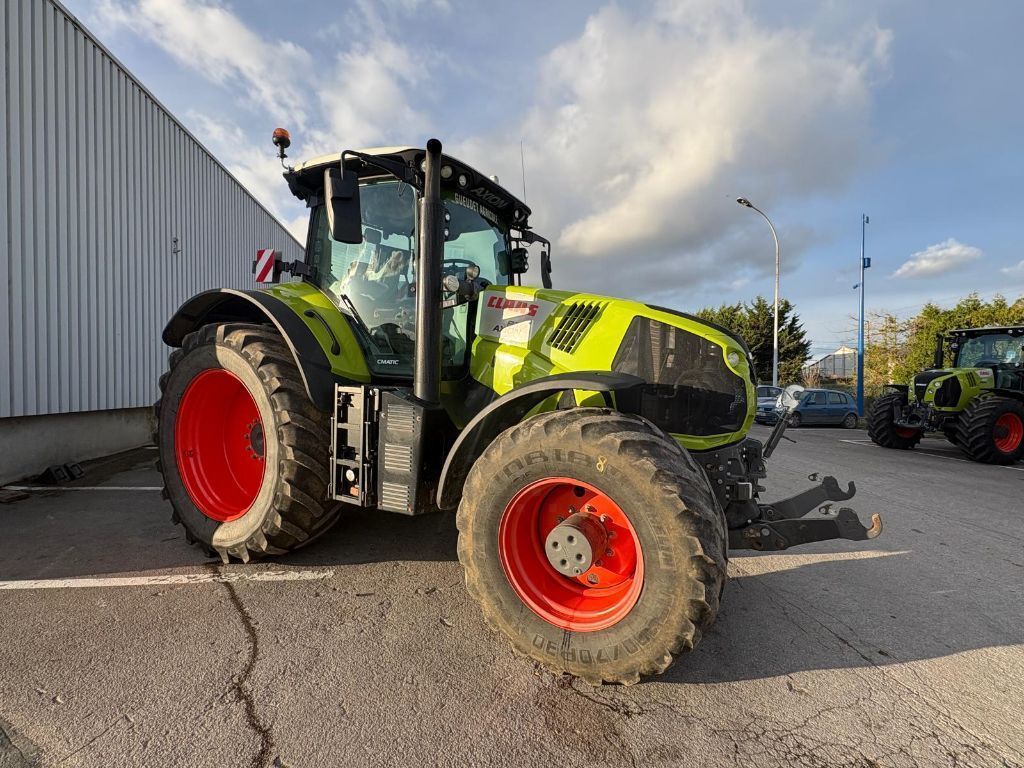 Claas Axion 830 CMATIC Tractor €87,900