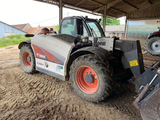 E-FARM: Bobcat tl358 + - Телескопический погрузчик - id 6UWURH8 - 40 000 € - Год выпуска: 2018 - Отработанные часы: 3 200,Франция