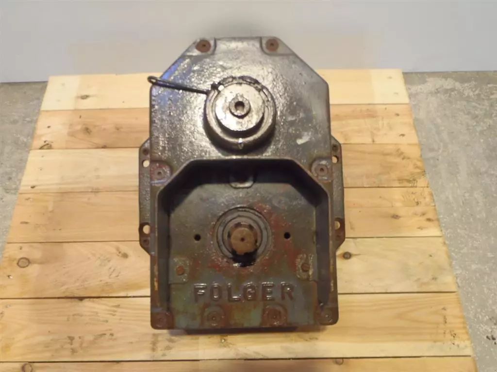 Massey Ferguson 8690 Parts