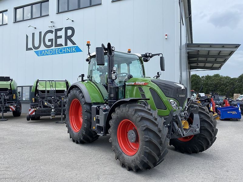 E-FARM: Fendt 718 Vario Profi - Tractor - id GSCVBFG - 190.000 € - Año: 2023 - Potencia del motor: 188,Austria