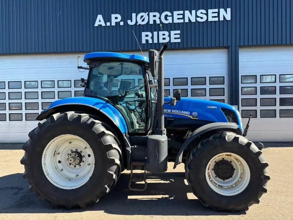 New Holland T7.270 Tractor 64.234 EUR