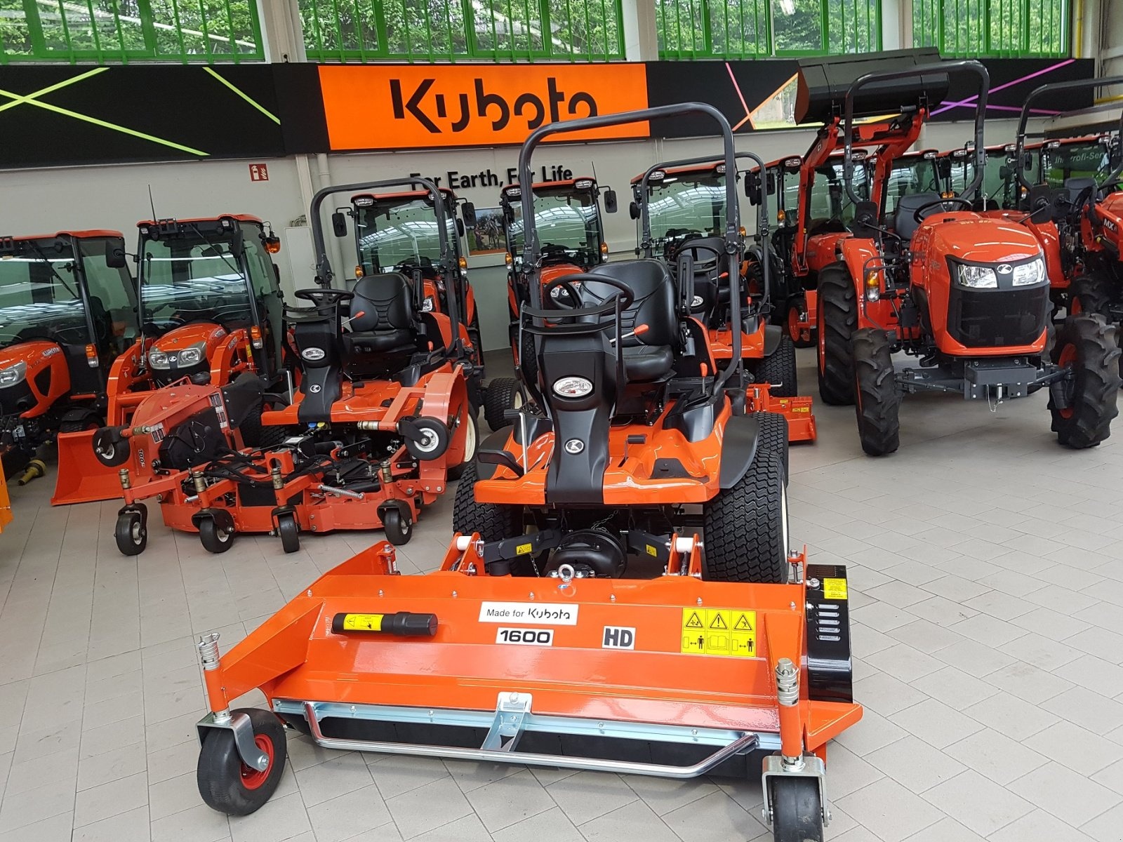 Kubota hd1600 f3890-f3090-f251-f3680 cutters_flail_mower_other €4,500