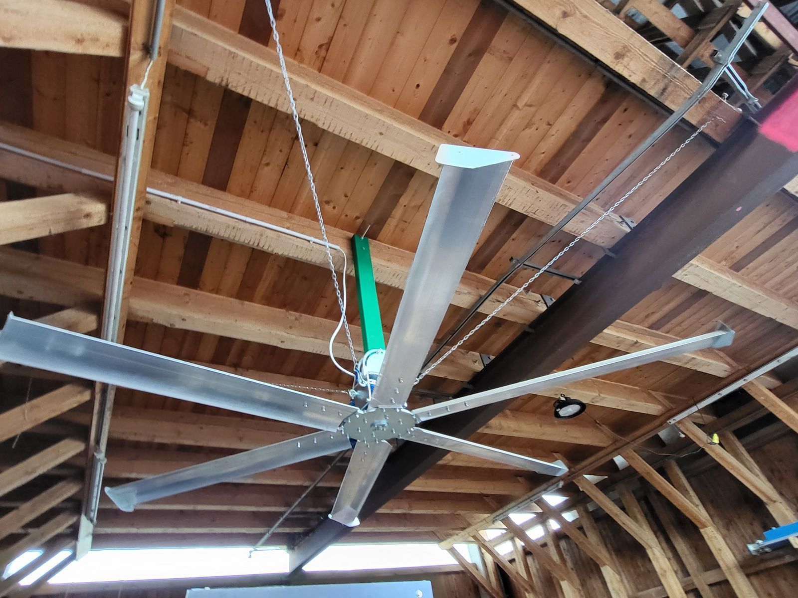 sonstige deckenventilator ø 2 m - stall ventilator Maszyna do hodowli zwierząt 1667 €