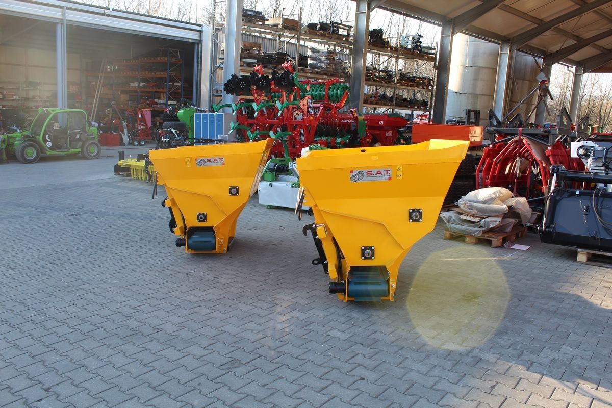 E-FARM: sat-th 130- einstreu-einfütterschaufel-neu - Animal husbandry equipment - id UDALSK3 - €5,750 - Austria