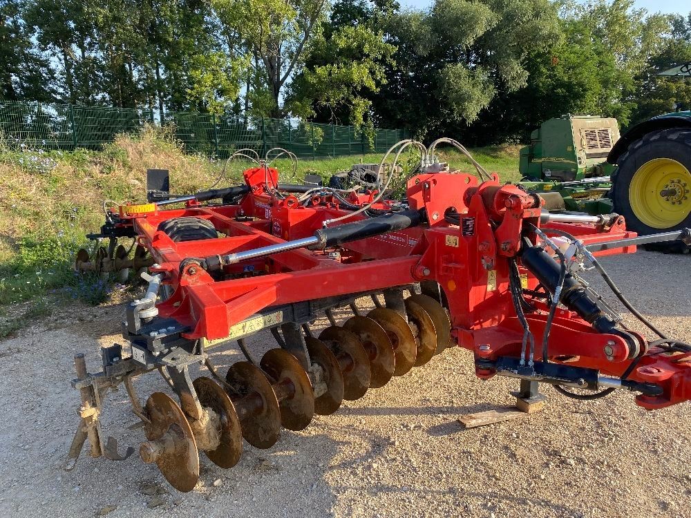E-FARM: GREGOIRE BESSON vprc - Herse à disques et disque compact - id L2VJXLA - 11 500 € - Année: 2018 - France