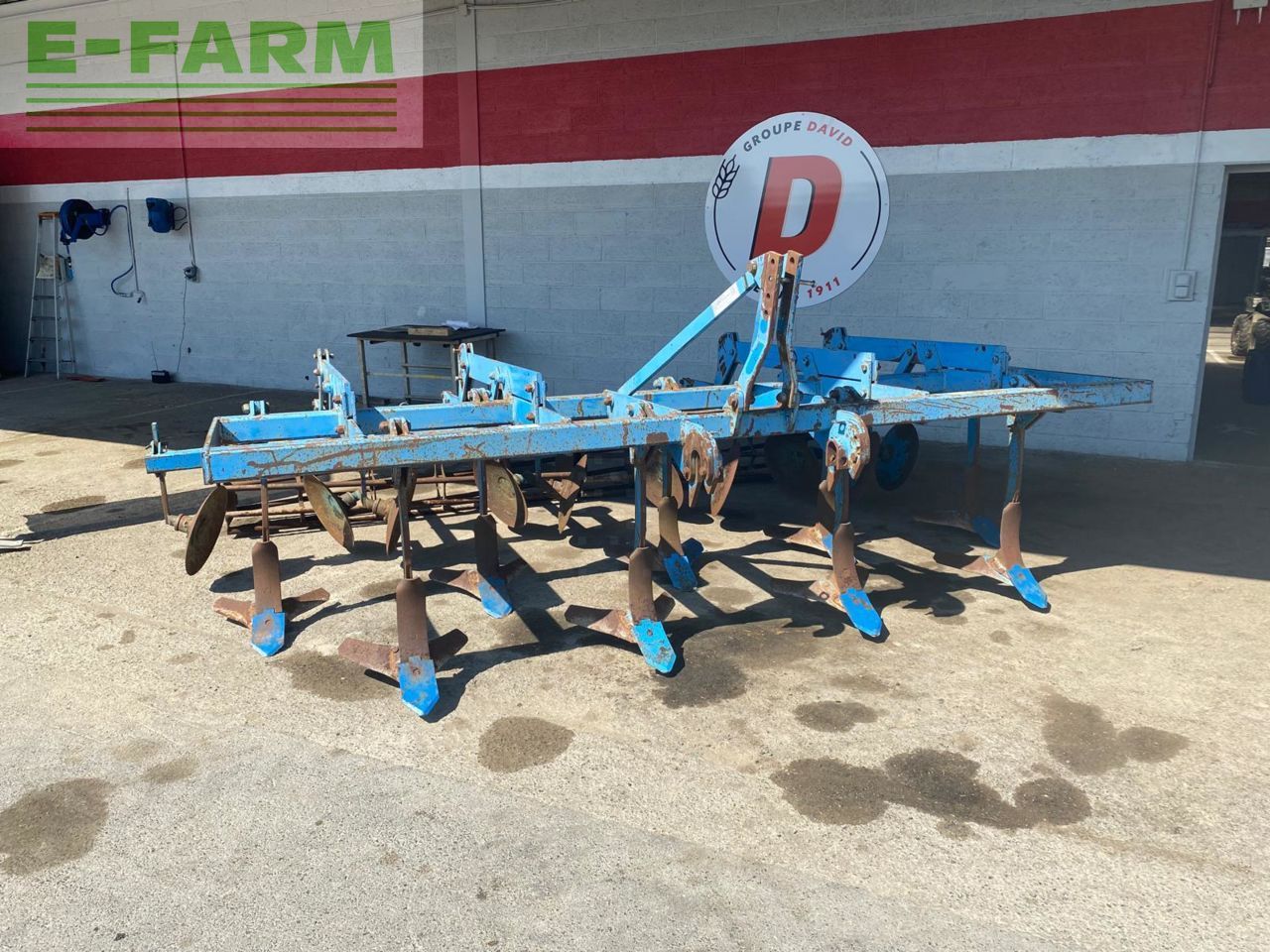 E-FARM: Lemken smarag - Kultywator - id YHY7PRW - 3750 € - Rok produkcji: 2000 - Francja
