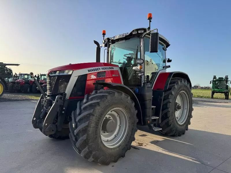Massey Ferguson 8S.205 Tractor €95,000
