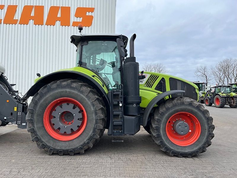 E-FARM: Claas Axion 920 CMATIC CEBIS - Traktor - id I12TRHZ - 135.000 € - Baujahr: 2018 - Abgelesene Motorstunden: 2.210,Motorleistung (PS): 325,Deutschland