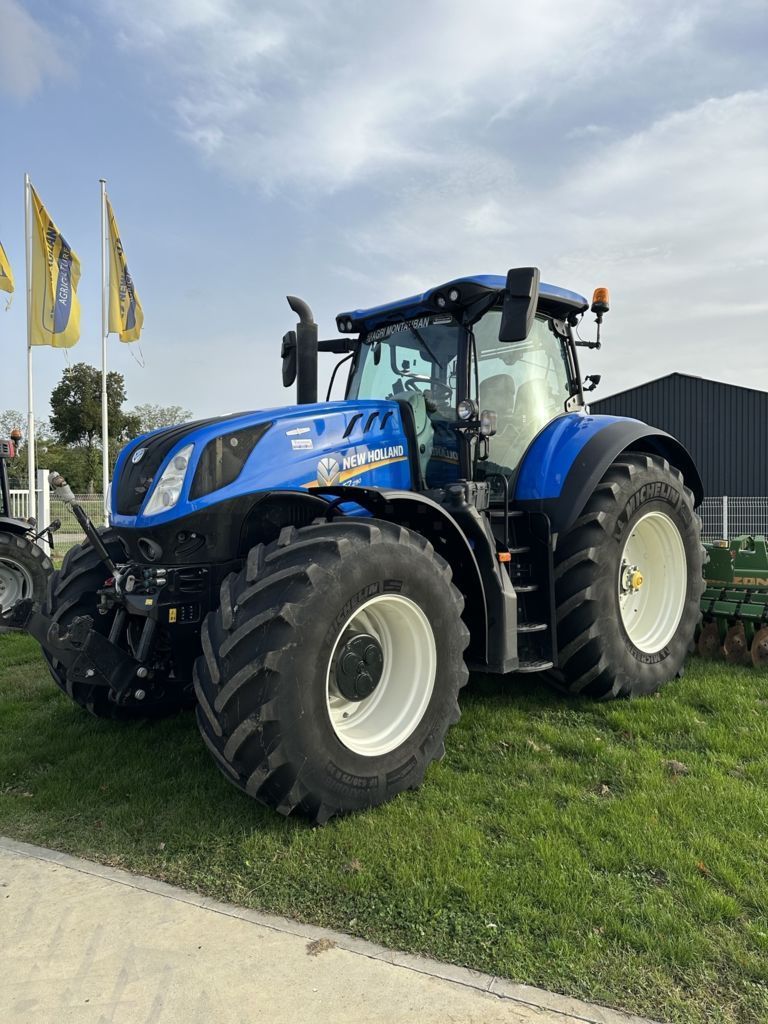 E-FARM: New Holland T7.290 HD - Tracteur - id IJ2FW5T - 139 007 € - Année: 2020 - Lecture du nombre d'heure: 2 500,Puissance du moteur (chevaux): 290,France