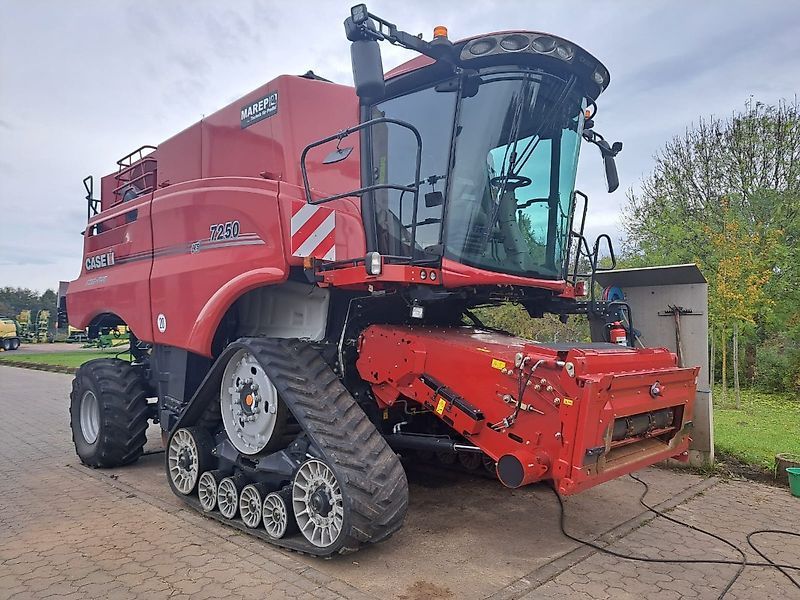 E-FARM: Case IH Axial Flow 7250 - Combine harvester - id DWBRGKR - €290,000 - Year of construction: 2020 - Engine hours: 721,Engine power (HP): 517,Germany