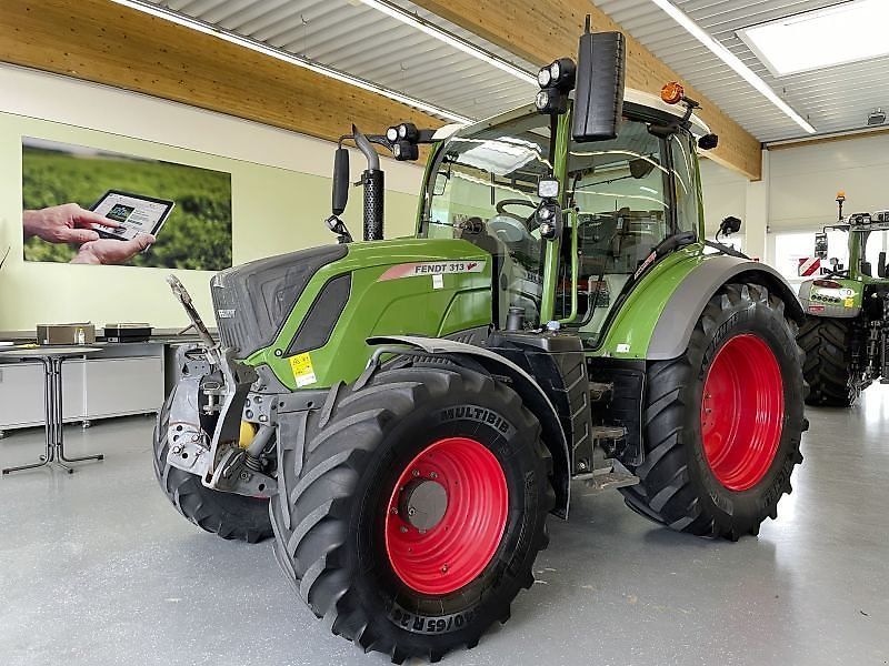 Fendt 313 Vario Profi Plus Tractor €78,151