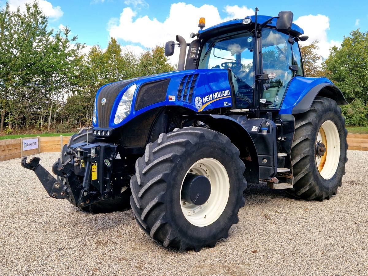 E-FARM: New Holland T8.330 - Traktor - id QYNIFLH - 85.048 € - Baujahr: 2013 - Abgelesene Motorstunden: 4.606,Motorleistung (PS): 380,Vereinigtes Königreich