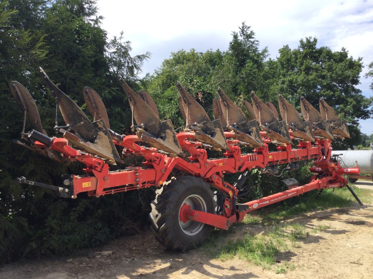 E-FARM: GREGOIRE BESSON voyager 70 - Arado - id PEGZMKD - 52.000 € - Año: 2024 - Francia