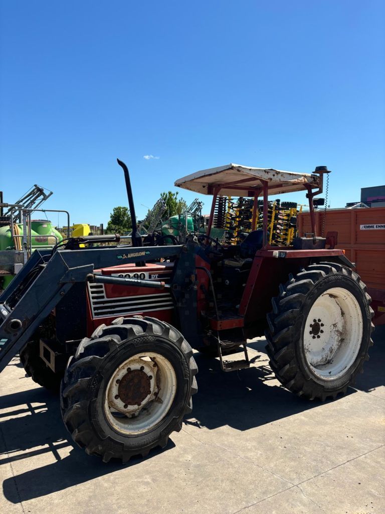 E-FARM: Fiat 80-90 - Trattore - id S3WV1IC - 17.500 € - Anno di costruzione: 1990 - Ore: 4.200,Potenza del motore: 80,Italia