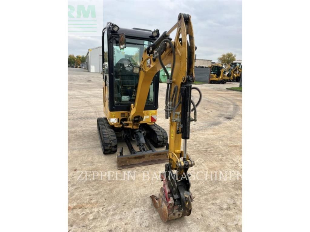 Caterpillar 301.8-05a Excavadora de orugas 17.900 €