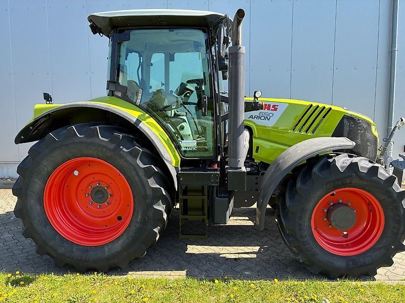 Claas Arion 650 CMATIC Tractor €62,000