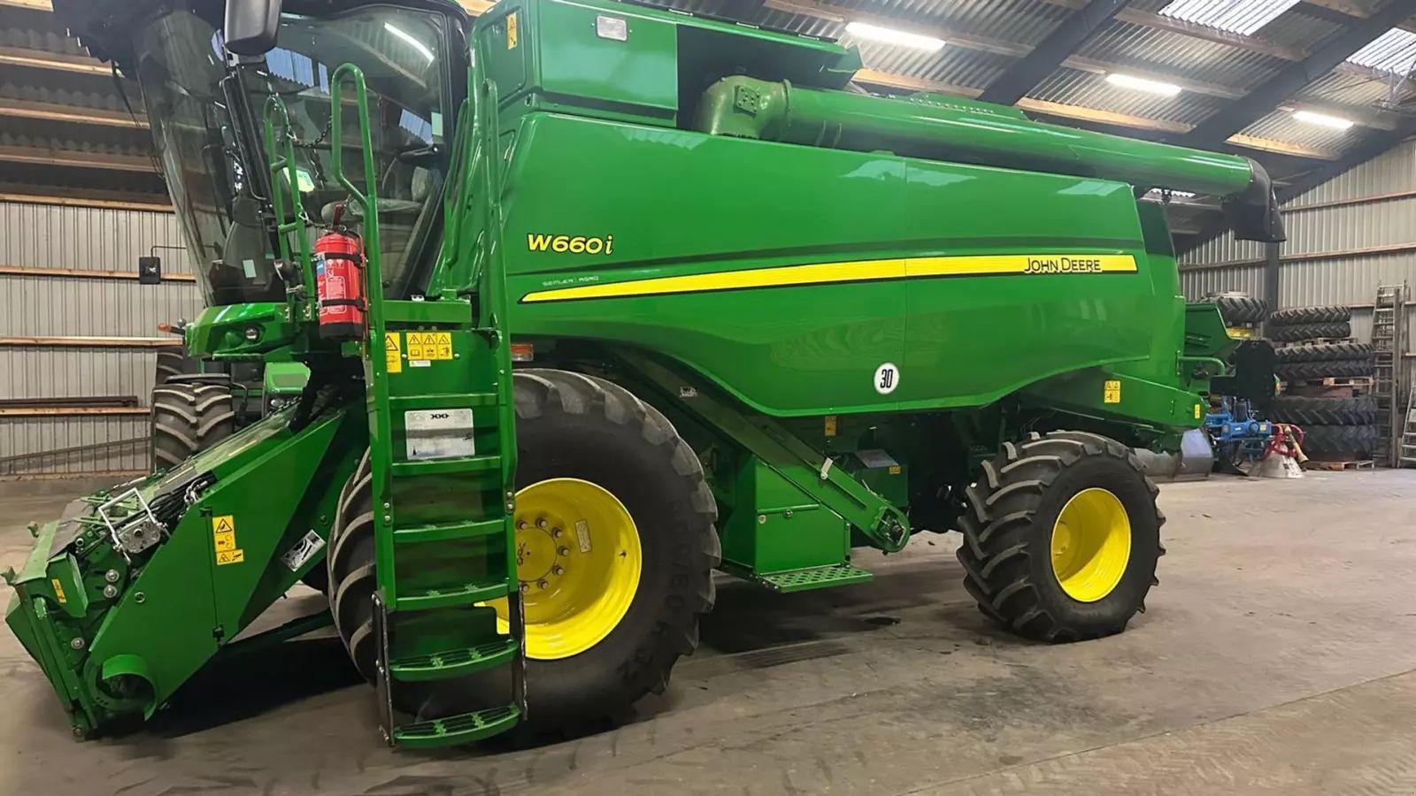 John Deere W 660 Kombajn zbożowy 172 034 €