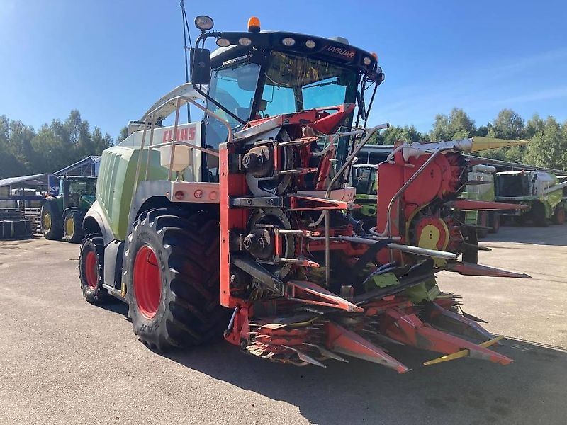 E-FARM: Claas Jaguar 940 - Feldhäcksler (selbstfahrend) - id FCV8NSQ - 165.000 € - Baujahr: 2011 - Abgelesene Motorstunden: 4.665,Motorleistung (PS): 457,Lettland