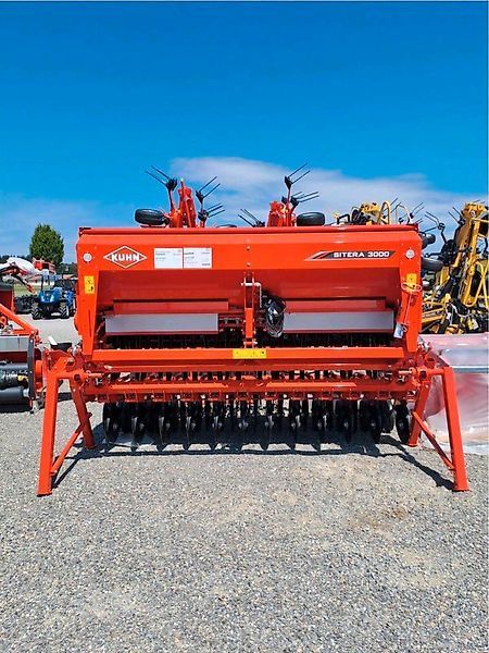 E-FARM: Kuhn Sitera 3000-24 DS - Drill - id TWHMDAQ - €26,775 - Germany