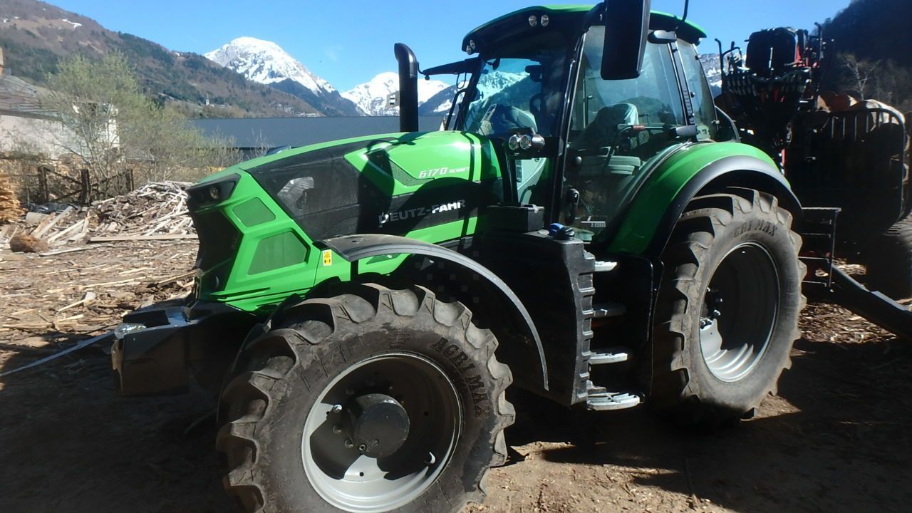 Deutz-Fahr AgroTron 6170 Tractor