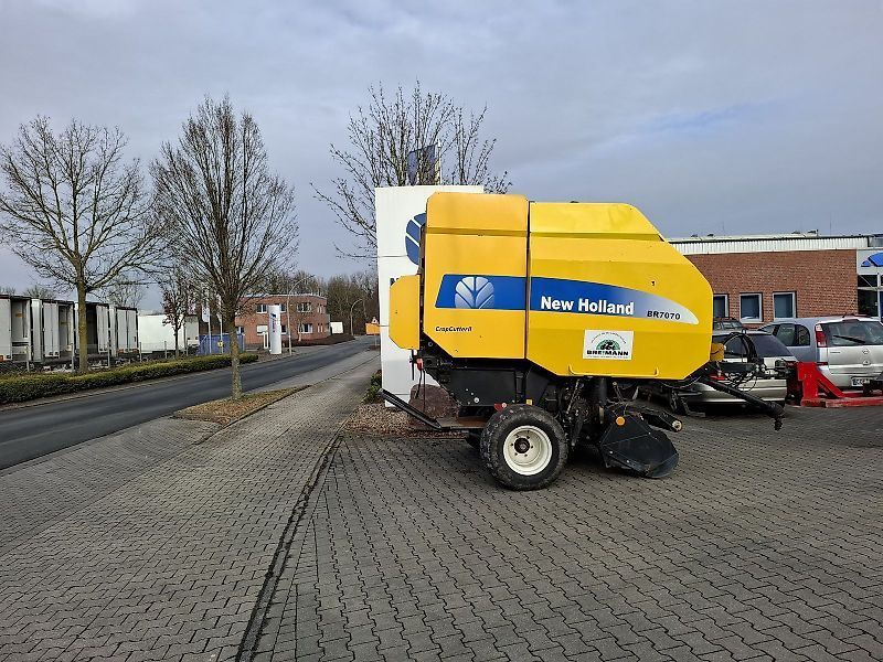 New Holland br 7070 Baler €12,000