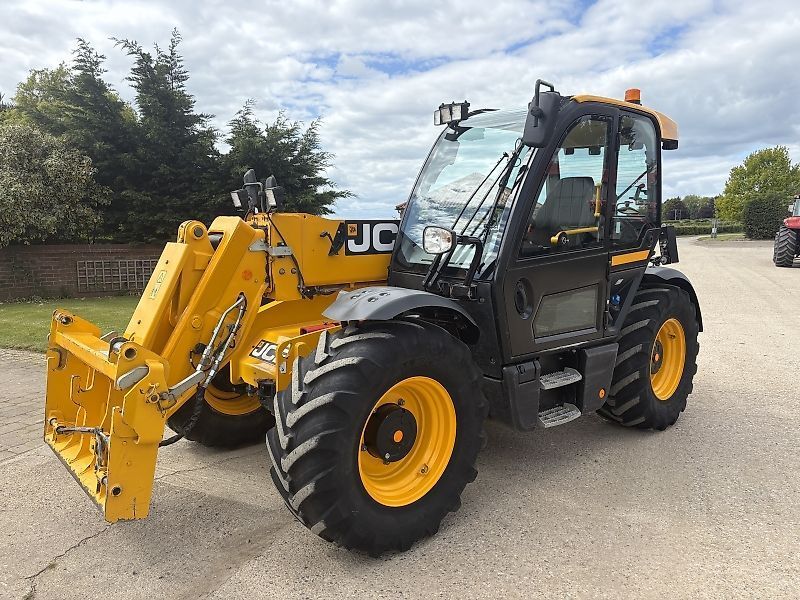JCB 542-70 Teleskoplader 74.419 €