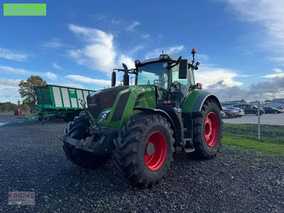 E-FARM: Fendt 828 Vario Profi+ - Traktorius - id PNQXENQ - 162 500 € - Gamybos metai: 2021 - Variklio darbo valandos: 2 730,Variklio galia (AG): 280,Vokietija