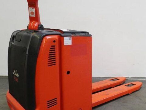 E-FARM: Linde t 50 131 - Carretilla elevadora - id JXEHDWW - 7850 € - Año: 2014 - Horas: 1462,Alemania