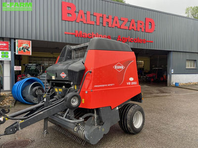 E-FARM: Kuhn VB 2160 - Baler - id IT1S7SK - €26,800 - Year of construction: 2012 - Total number of bales produced: 9,200,France