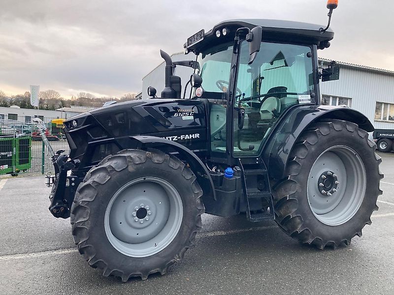 E-FARM: Deutz-Fahr 6125C PowerShift - Tractor - id VMN5JM1 - €68,000 - Year of construction: 2023 - Engine hours: 500,Engine power (HP): 124,Germany