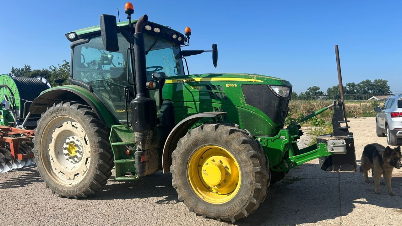 John Deere 6135 R Tractor €85,000