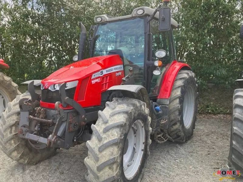 E-FARM: Massey Ferguson 5713S Dyna-6 - Tractor - id HVIEA3E - €48,175 - Year of construction: 2018 - Engine hours: 4,343,Engine power (HP): 130,France