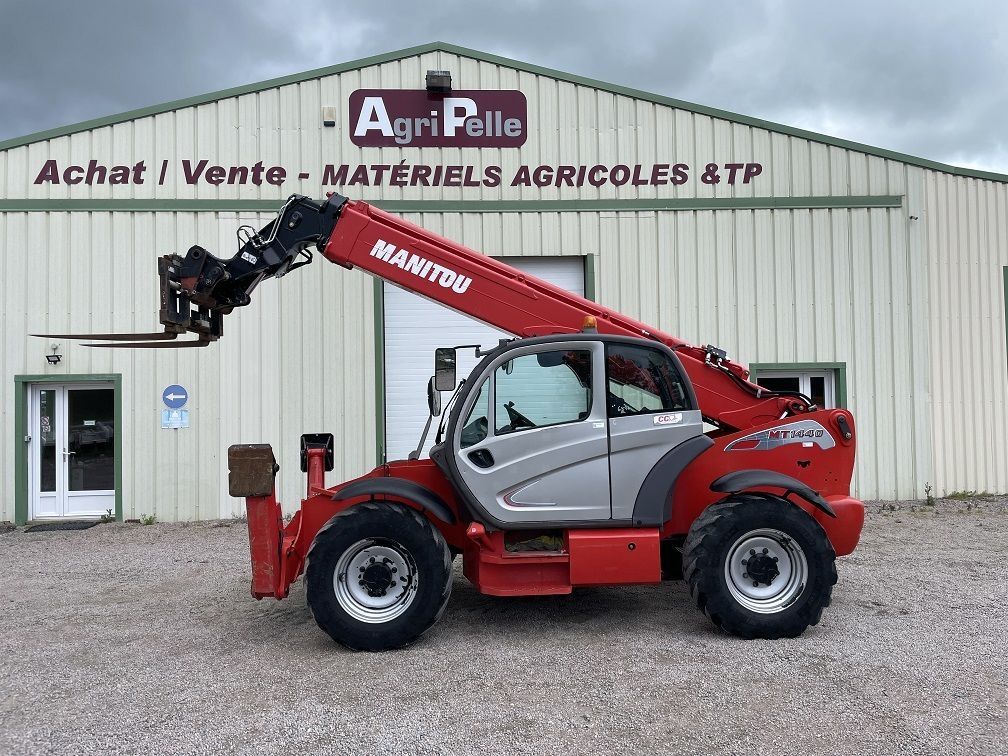 E-FARM: Manitou mt 1440 - Chargeur télescopique  - id HZUAU3G - 40 000 € - Année: 2012 - Lecture du nombre d'heure: 3 454,France